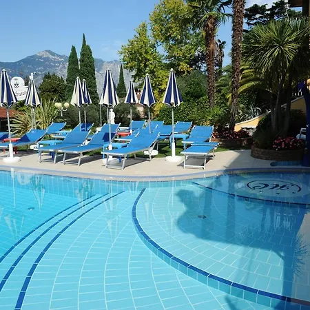 Hotel Cristallo