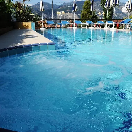 Cristallo 3* Malcesine