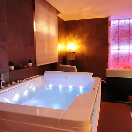 Cristallo Hotel 3*