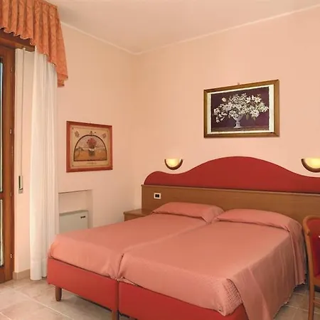 Cristallo Hotel